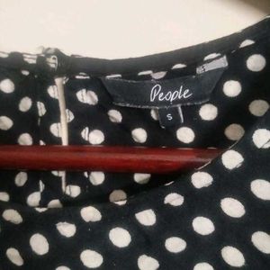 Cold Shoulder Top By People
