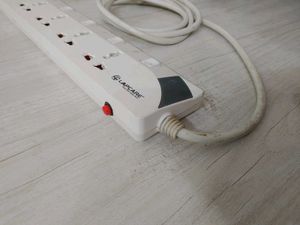 Lapcare Extension Board 6 Socket 4 Switch 2 M Wire