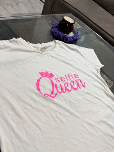 Selfie Queen White Tshirt