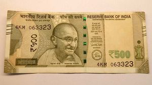Rare Cutting Edge Error ₹500 Currency Note