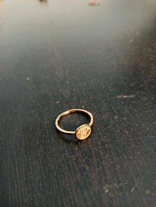 Elegant Gold-toned Ring