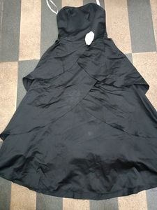 Black Colour Flare Tube Dress