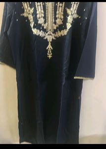 PARTY WEAR ,MEDIUM SIZE KURTI