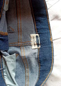 Blue Denim Jeans, new,slim fit, length 35 in