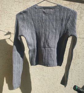 Pull And Bear 🐻 Crop Top