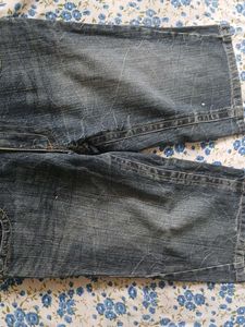 COMBO OF Vintage Wash Jeans AND KNEE PANT