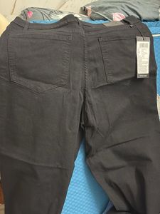 NEW—Wide leg black jeans