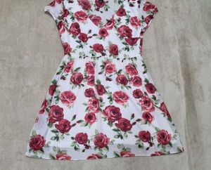 🌹 Rose Dress