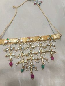 Kundan Jewelry Set