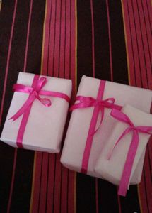 Fake Gift Light Pink Wrapped Set