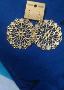 Golden Colour Earrings 👌