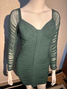 Chic Green Bodycon Dress 2000/ only price