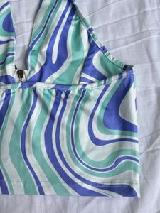 Printed crop top