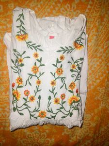 Floral Embroidered White Kurti