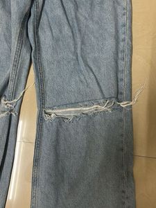 zara ripped jeans