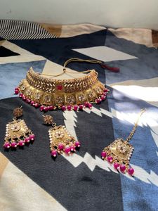 Red Bridal Elegant Gold Choker Set