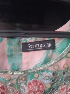 M Size Sleeveless Top