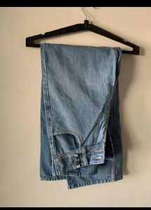 Light Wash Jeans