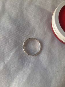 Beautiful New Adjustable Ring