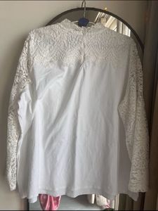 BEDFORD FAIR Lace Top