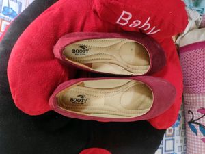 Combo 2 Hand purse and one footwear