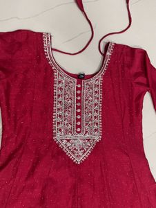 unused Beautiful high quality 3 piece suit ❣️