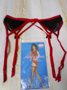 (1044)Red &amp; Black Lace Garter Belt