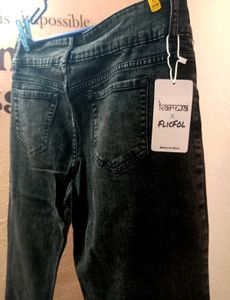 Women Flared Black Jeans Kotty