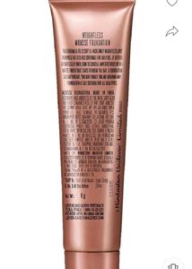 Lakme 9to5 Weightless Mousse Foundation