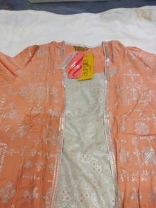 Aurelia Kurta