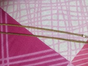 Heavy neck piece with pendent
