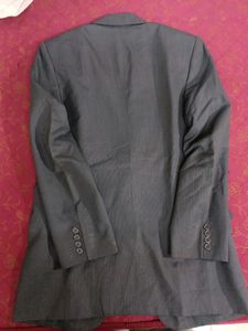 Branded Blazer Use Only One Time..it&#39;s Looks Aweso