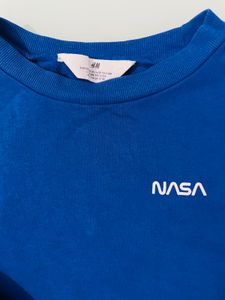 H&amp;M Graphic Sweatshirt 🪐