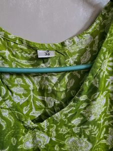 🔸️Combo Of 3 Short Kurti ( Cotton )