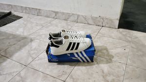 Adidas Superstar orginals white Sneakers