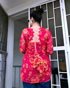 Kurta With Lots Of Tussels