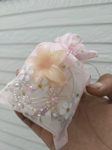 Hair accessories in gift bag