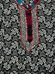 Paisley Print Kameez And Dupatta
