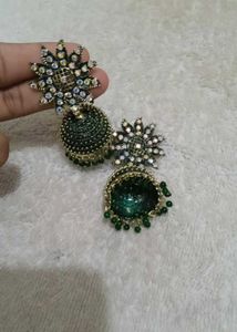 Emerald Jhumka Earrings