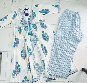 Libas XL Floral Print Two-Piece Set