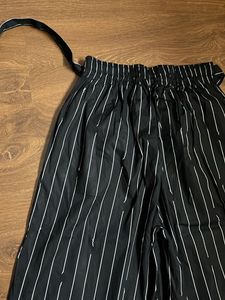 Korean Black &amp; White Striped Cotton Pant