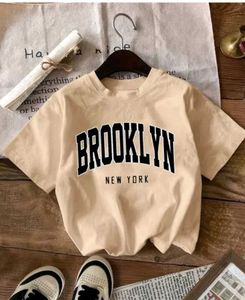 Oversized Beige Brooklyn T-shirt 🤎