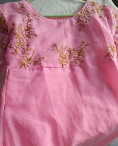 Elegant Pink Kurta with Embroidery