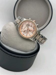 Michael Kors Premium Watch For Women Branded