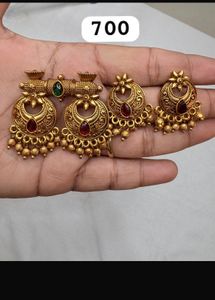 Mangalsutra Pendant With Earrings