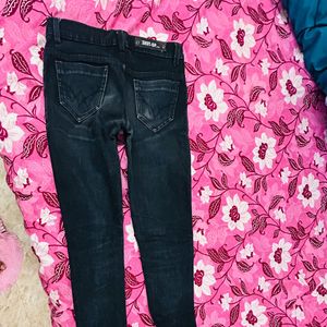 Skin fit jeans | Black