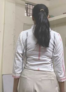 Women&#39;s White Shirt