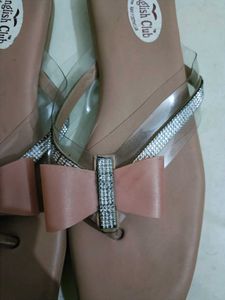 English Club Bow Sandals