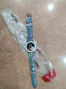 Wrist Watch (Women's/ Girls) Cell Weak Have To Put New!!