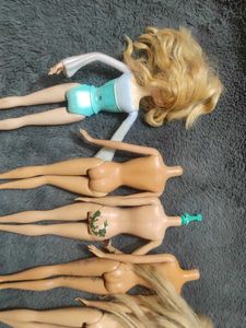 10 Dolls
